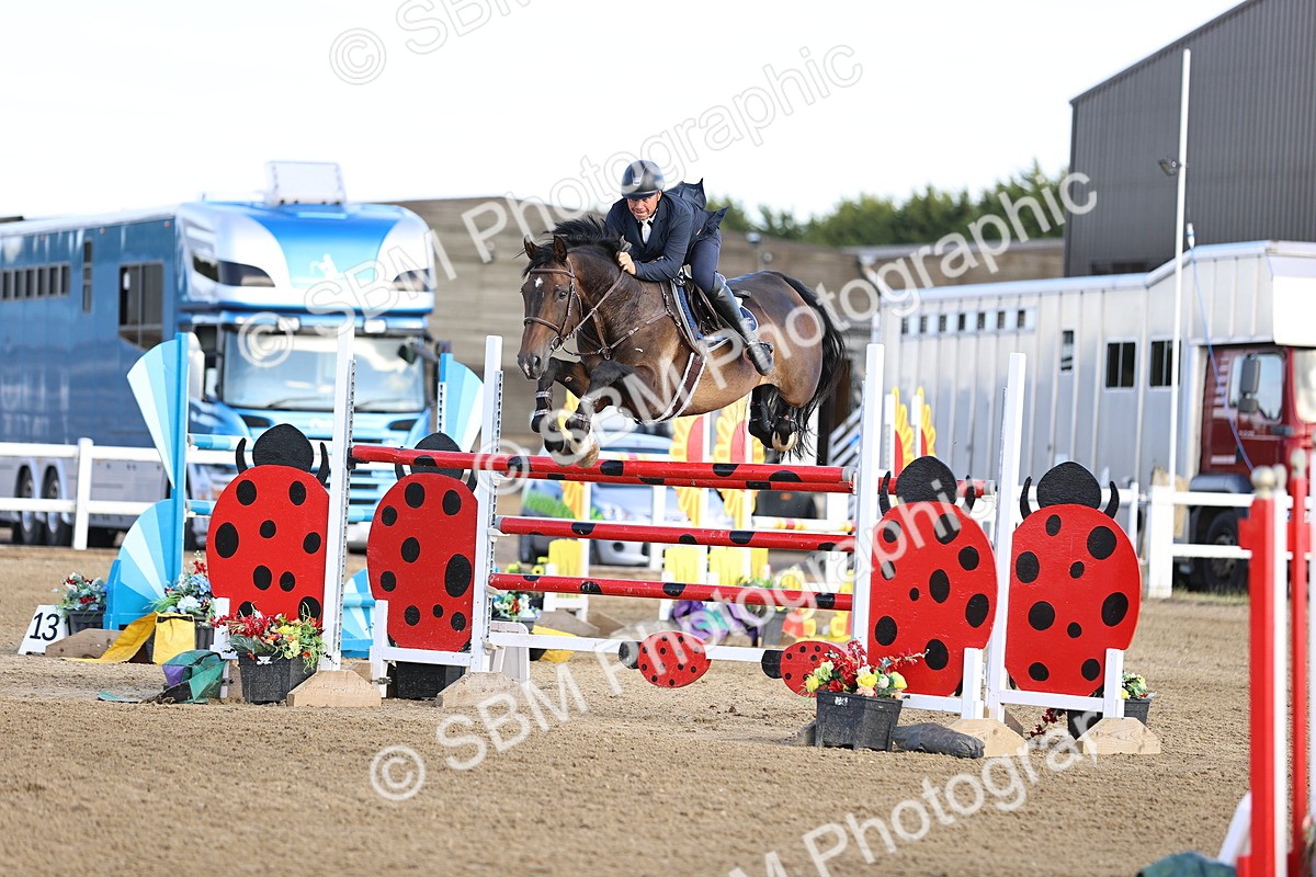 SBM_012363 - Class 11 - National 1.40m Open