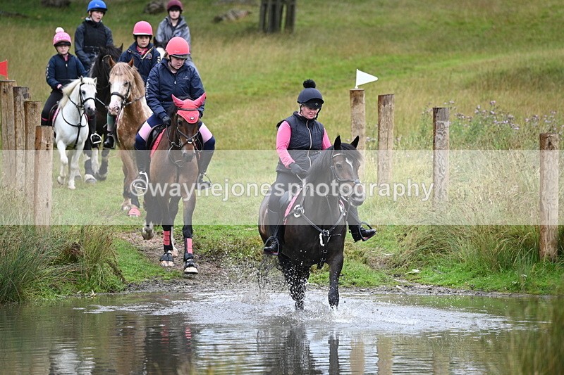 WJ7_9254 - Time at Water 11:53 to 12:23