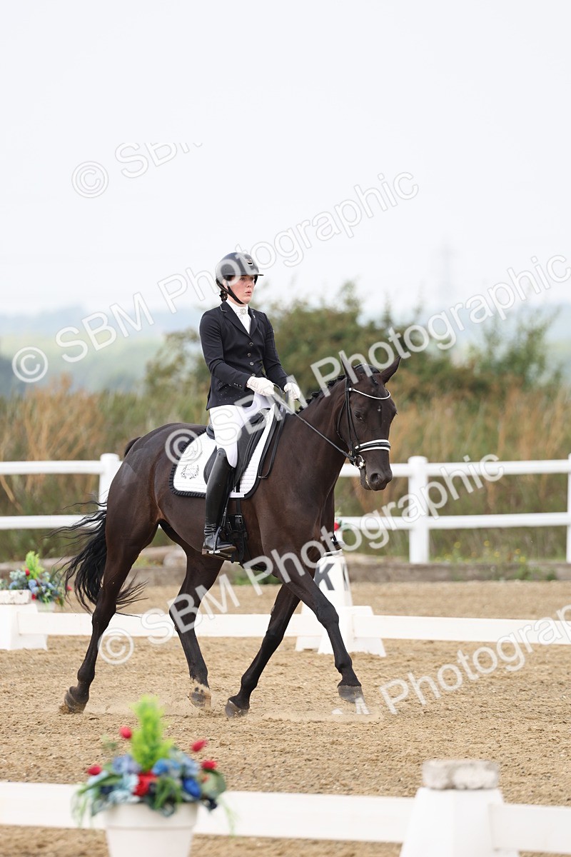 SBM_006275 - Class 6 - novice 6 - 11.50-12.46