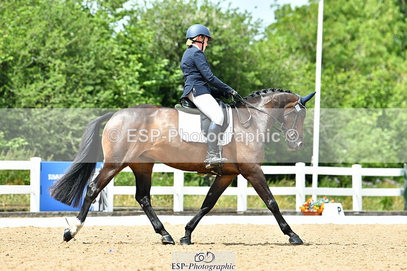 230702A-142520-10668 - Cls 32 Medium 73