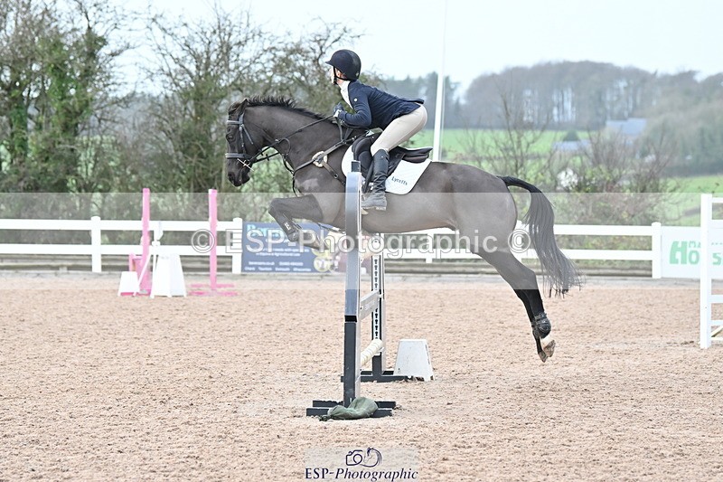 231208A-132716-00902 - Cls 6 Foxhunter & 1.20m Open