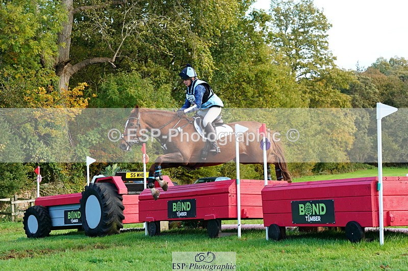 251025A-155706-21696 - G-579-Amy.Newton