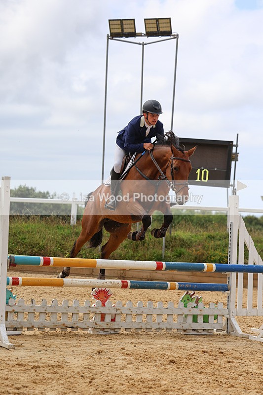 3E7A1361 - Class 11: Senior Discovery/1m open