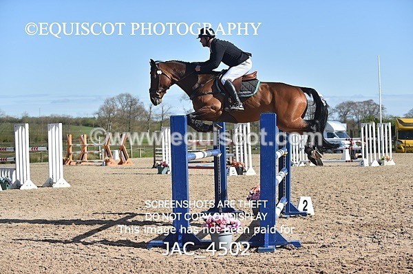 JAC_4502 - CLASS 11 SAT Andrew Hamilton Coach, RHS Foxhunter Championship Qualifier