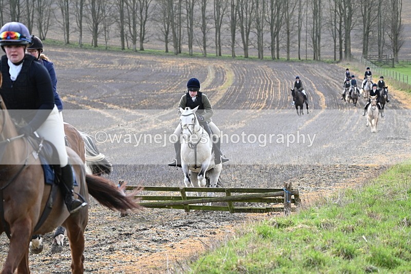 WJ6_8640 - Meet & Line One