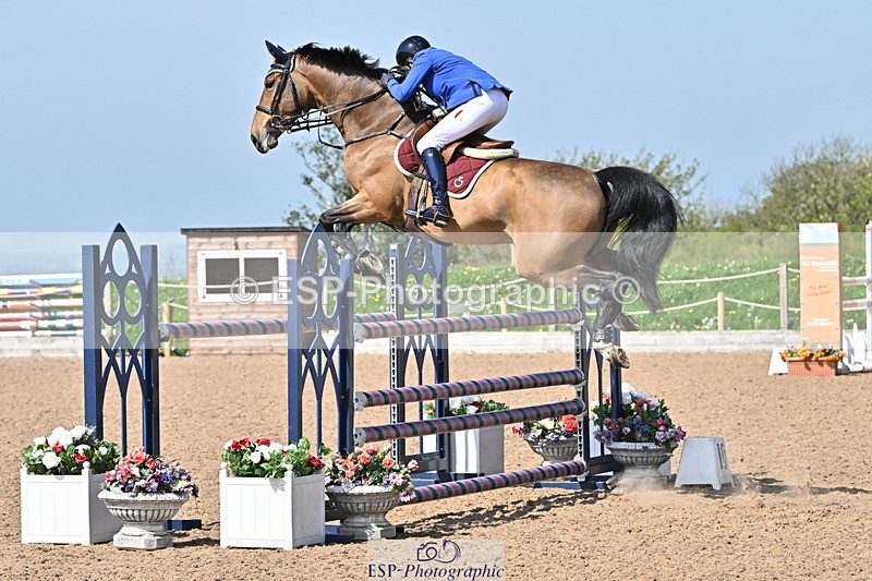 240509A-103957-00947 - Cls 8 Foxhunter