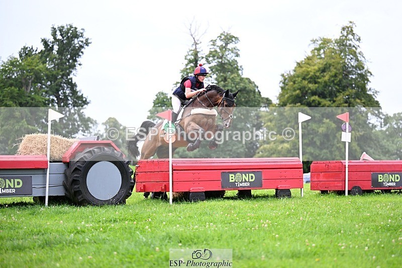 240803-103825-01065 - 102-Lucy_Henretty-Lee-AMANDI_VIVENDI