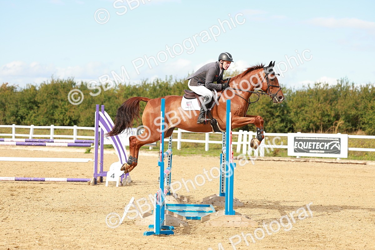 SBM_001761 - Class 4 - Senior Newcomers - 1.10m
