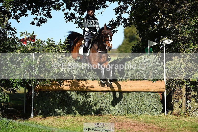 231022-105858-25546 - 238-LEXINGTON.III-Georgina.Wood-XC