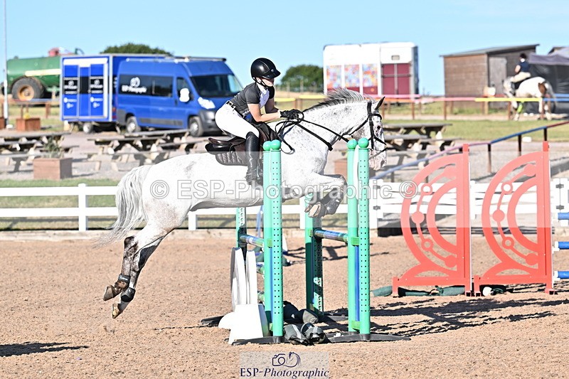 250708A-185729-00685 - 100cm Classes