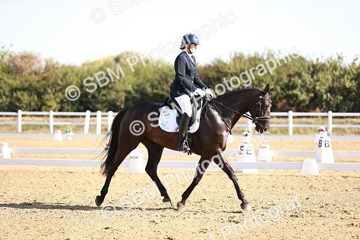 SBM_004277 - Class 12 - Novice 5 - 9.07-10.10