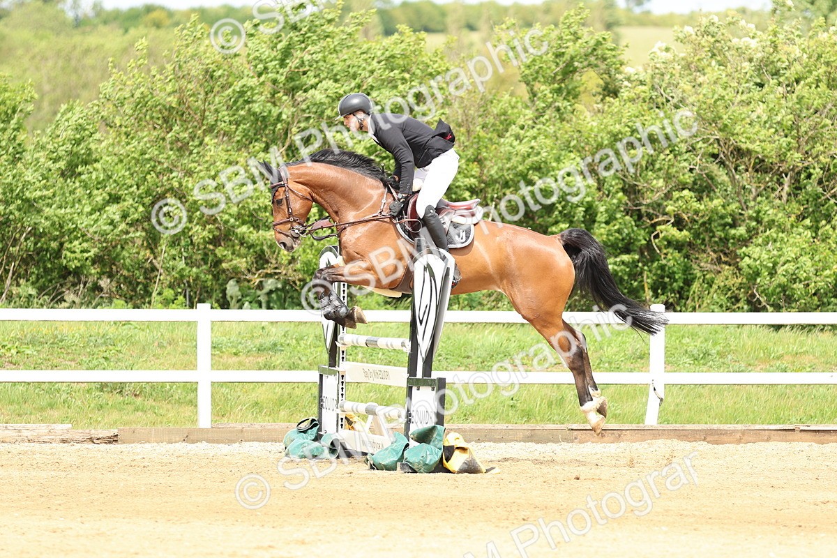 SBM_001072 - Class 4 - Senior Newcomers - 1.10m