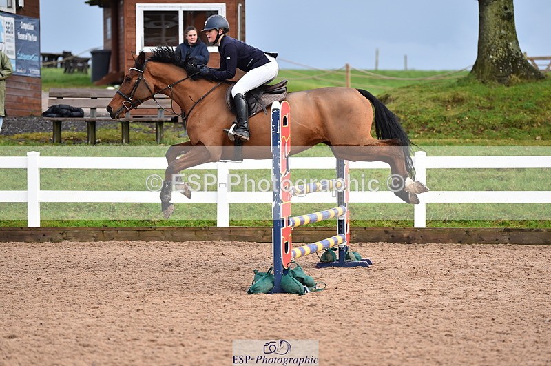 231203A-130032-01258 - Cls 9+10 Children on Horses 1m & 1.10m