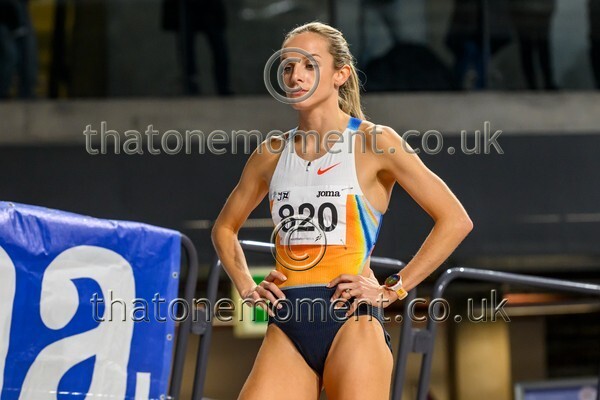 CEInv26-913810 - Track Female