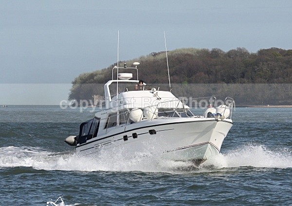 090413 TWO TO TANGO IMG_2811 - Flybridge Cruisers