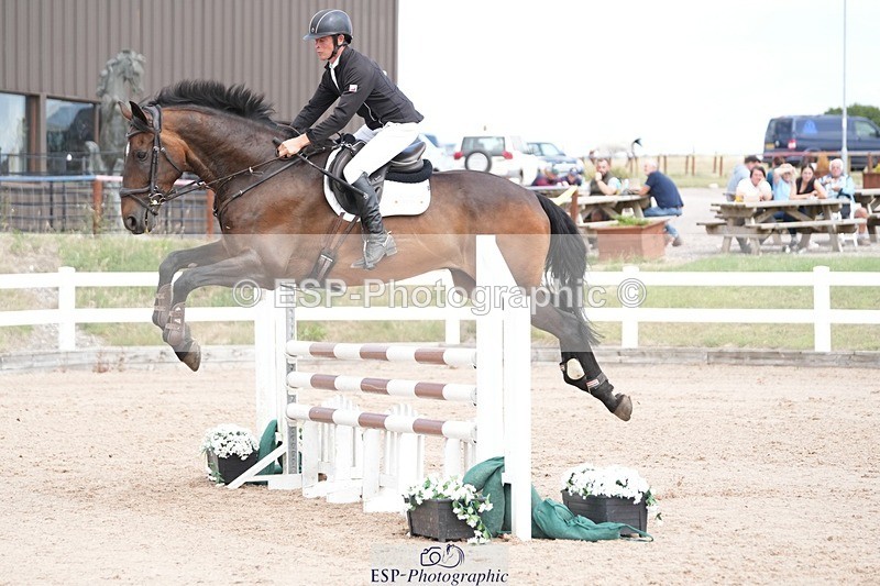 250726-144447-07167 - Cls 22 1.05m Amateur Quali