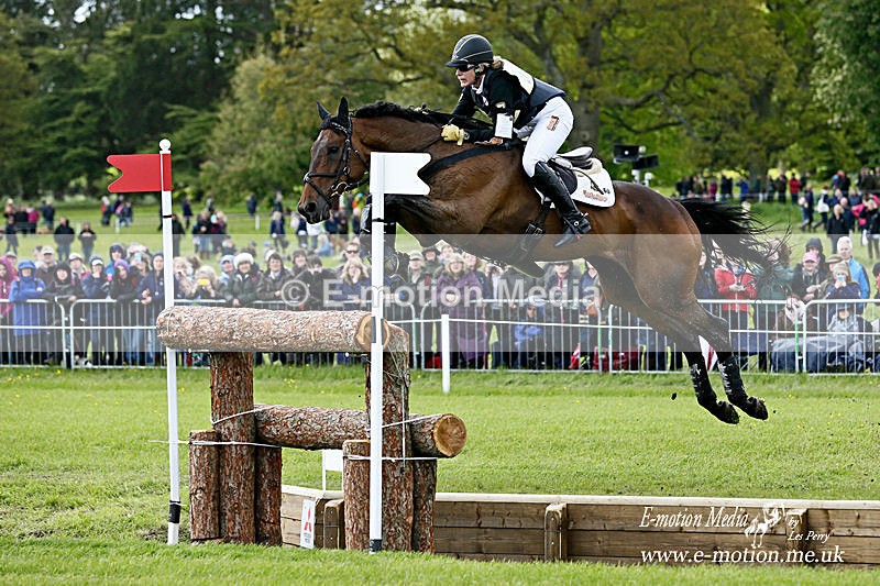 _LES0265a - Equestrian