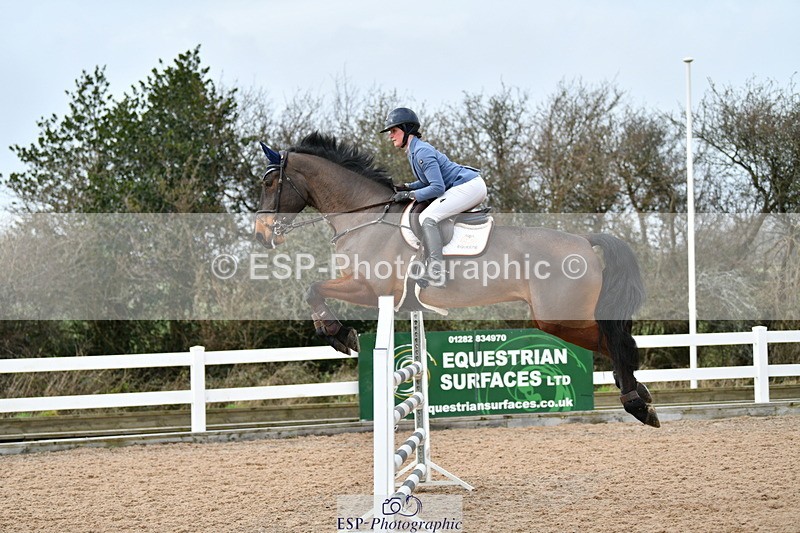 240124A-123955-00504 - Cls 3 Newcomers & 1.10m Open