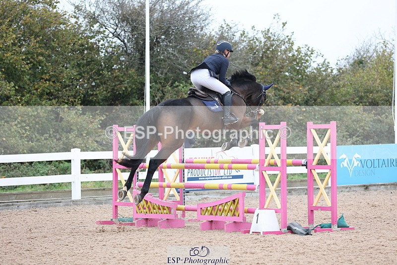 241101A-114946-01513 - FRI Cls 5 Newcomers and 1.10m Open