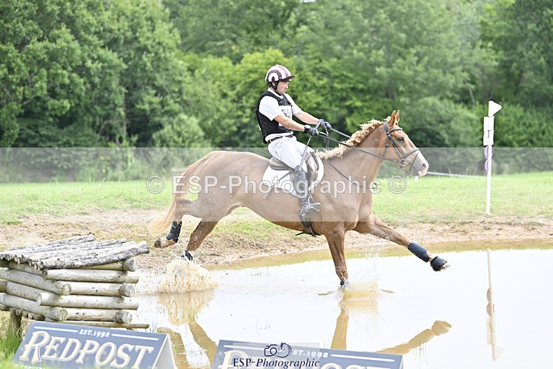 240804-114740-12139 - 351-Rupert_Batting-COOMBELAND_CEVIN