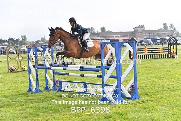 BPP_6398 - CLASS 1 Senior Newcomers/ 1.10m Open