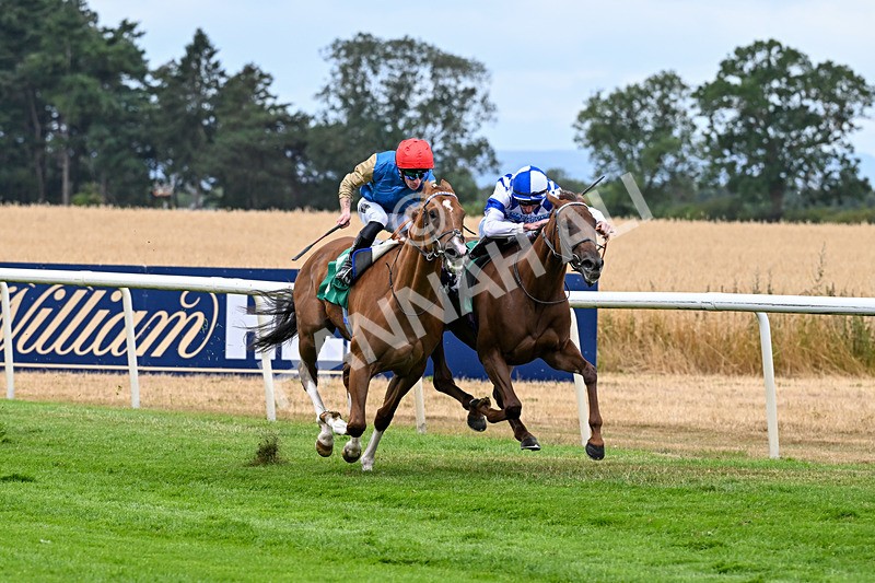 010826-Race 3-Brighton Beach-2689 - Race 3 14.43pm Theakston Great Yorkshire Pint EBF Novice Stakes