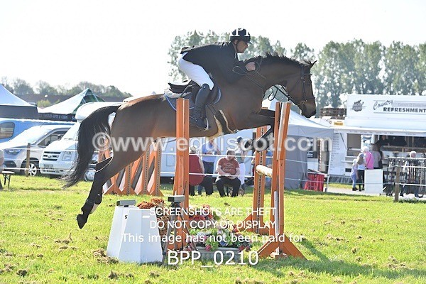 BPP_0210 - CLASS 1 Senior Newcomers/ 1.10m Open