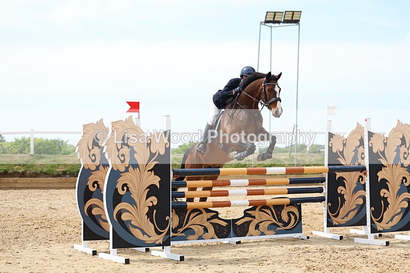 3E7A7362 - Class 7: Senior Newcomers/1.10m open