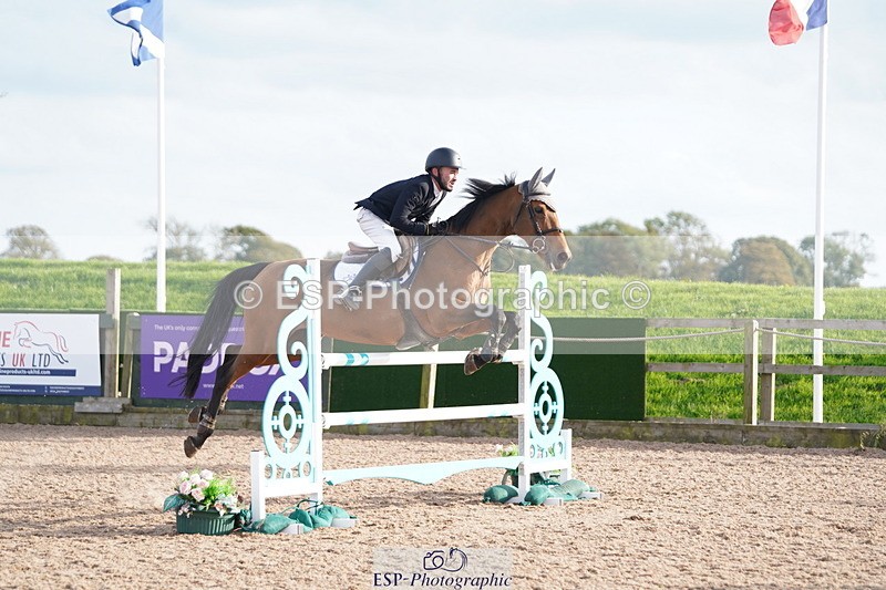 241005A-162548-05212 - SAT Cls 12 Snr Fox & 1.20m Open