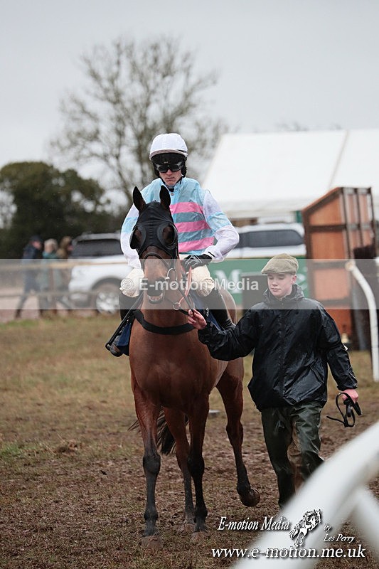 PtP 260125 815 - Cocklebarrow Point-to-Point racing with the Heythrop Hunt 26/01/25