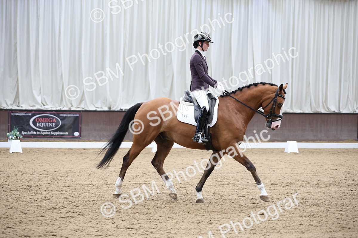 SBM_003200 - Class 5 - Novice 6 Gold - 11.41-12.51