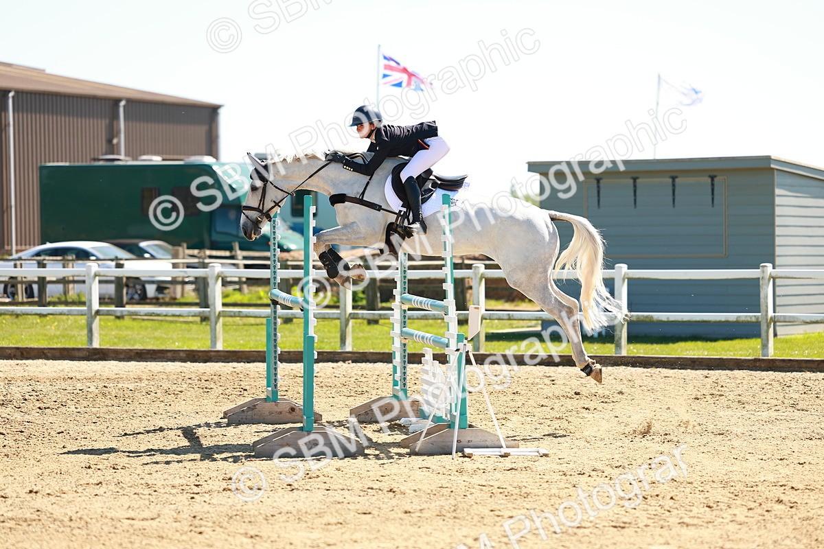 SBM_001708 - Class 5 - Senior Foxhunter - 1.20m