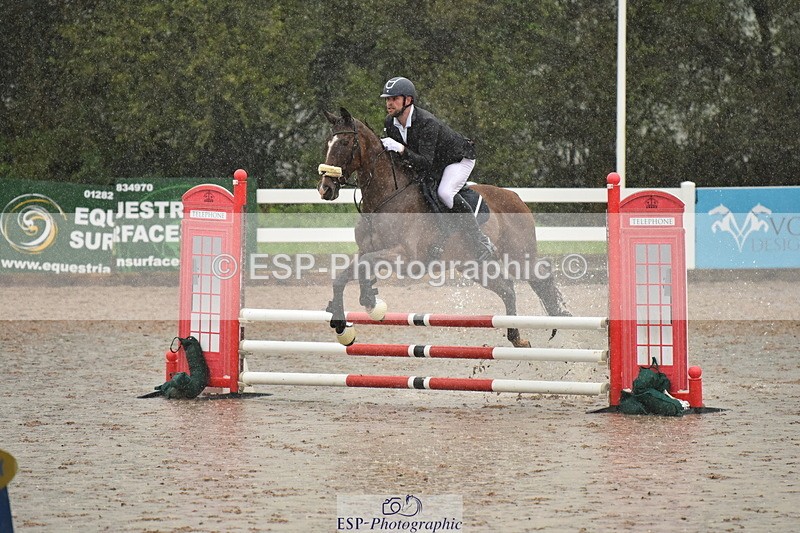 230509A-161648-00046 - 70cm