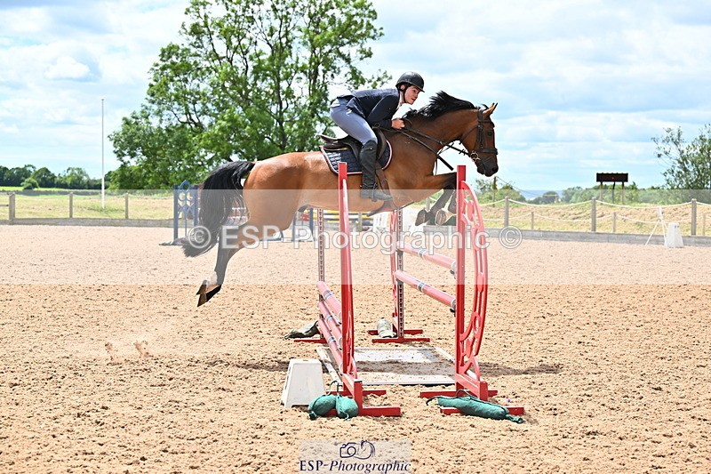 240608A-134203-02636 - Cls 4 Snr Newcomers and 1.10m Open