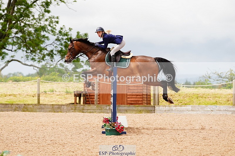 240526A-113924-07855 - Cls 26 Chard Equ 1.05m and 1.10m Grand Prix