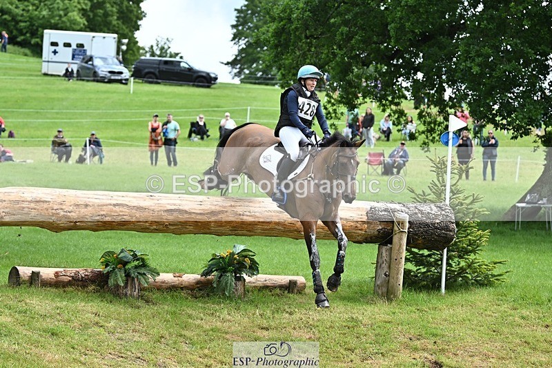 240526-114811-20700 - 428-COOLEY_SNAPCHAT-Selina_Milnes