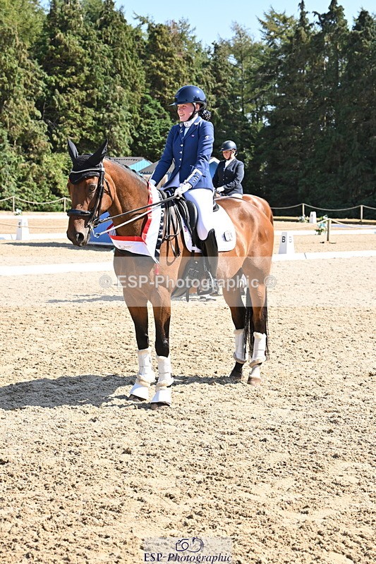 250810A-153119-08108 - Adv Medium SILVER Presentations