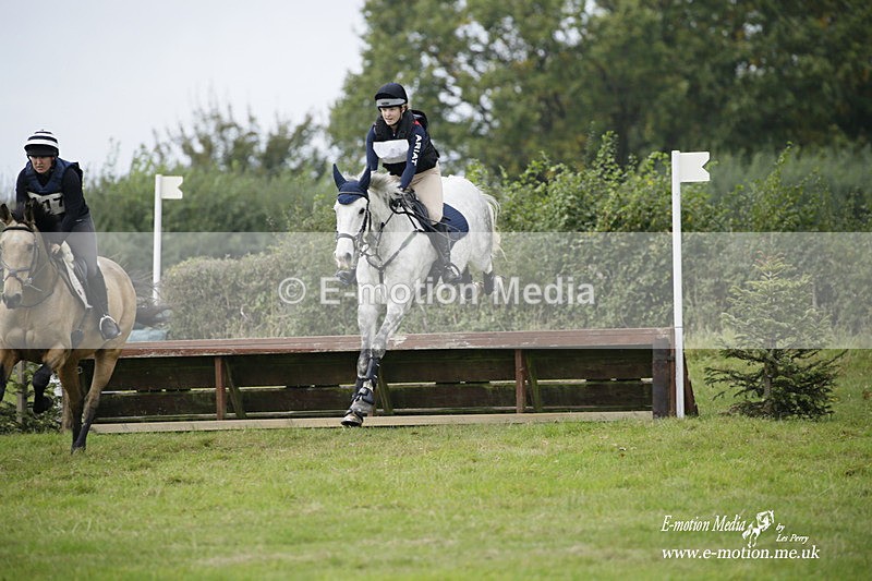  WWHT 171021 2331 - Novice Pairs (0.80m)  17/10/21