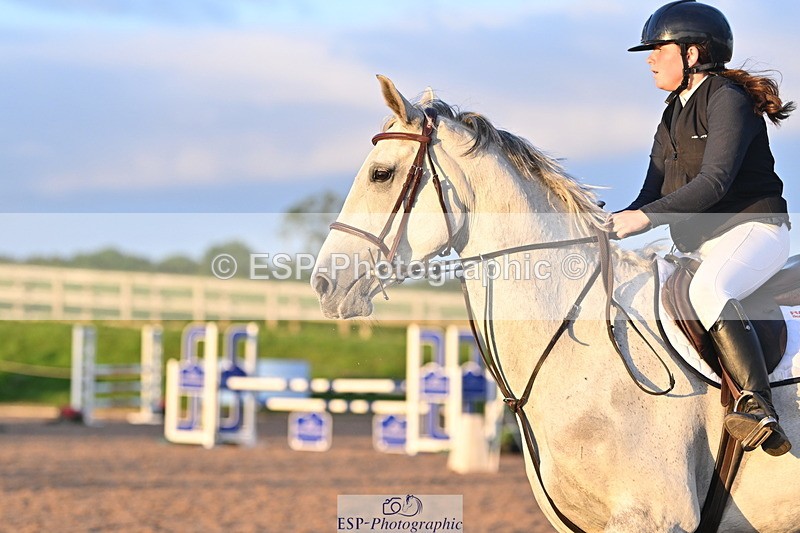 240628A-205422-02084 - Cls 8 Children on Horses 1.05m