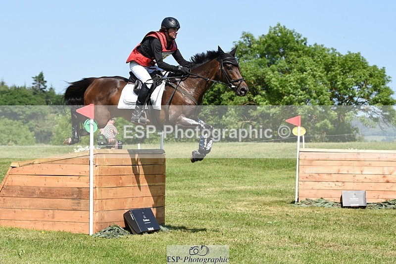 230527-145730-10027 - 361-FINCH_FANCY-Ben_Lee_Liles-XC