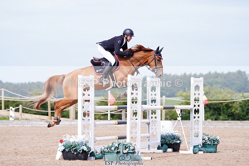 240803A-102208-07188 - Cls 29 Snr Foxhunter