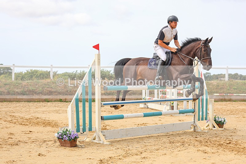 3E7A4403 - Class 8: Senior Foxhunter/1.20 open