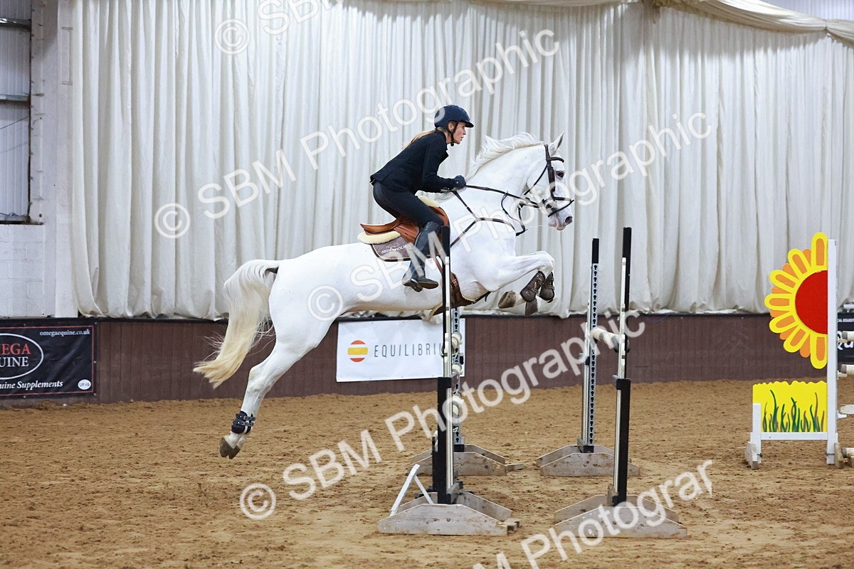 SBM_002366 - Class 5 - Senior Foxhunter 1.20m