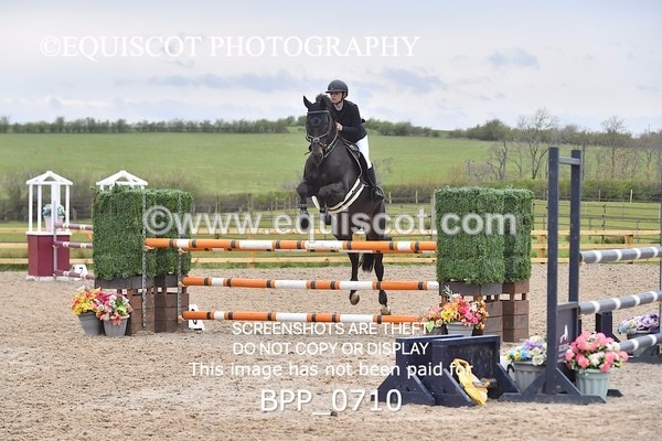 BPP_0710 - CLASS 9 SAT Senior Newcomers/ 1.10m Open