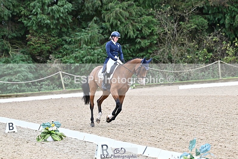 251022A-143603-00330 - B-104-Millie.Juleff