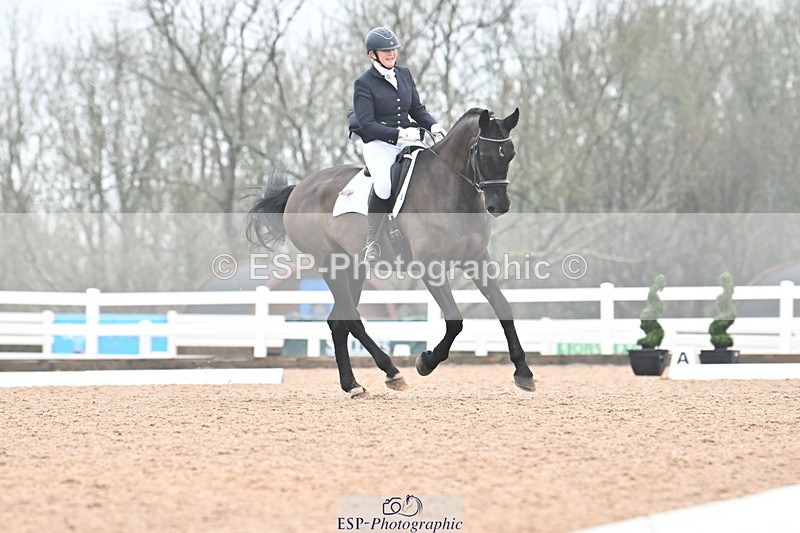 240217A-112726-01334 - 227-Jo.Roberts-Majestic.C