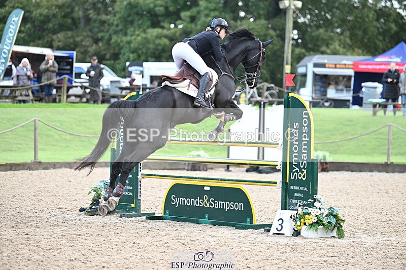 241025-093507-05093 - 132-Mollie.Summerland-MOJO