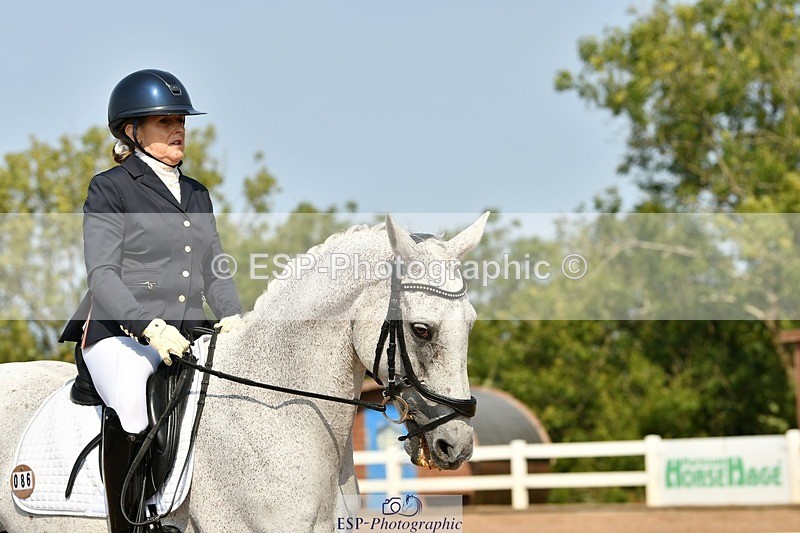 250817-111128-08493 - 086-Tammie.WellsSilver.moonshine