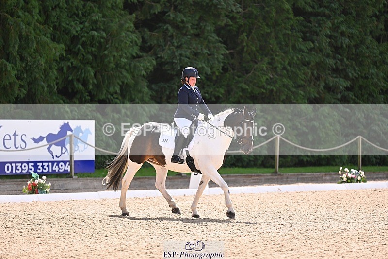 240809-114850-00579 - 228-Lauren.Picknett-Bonnie.V