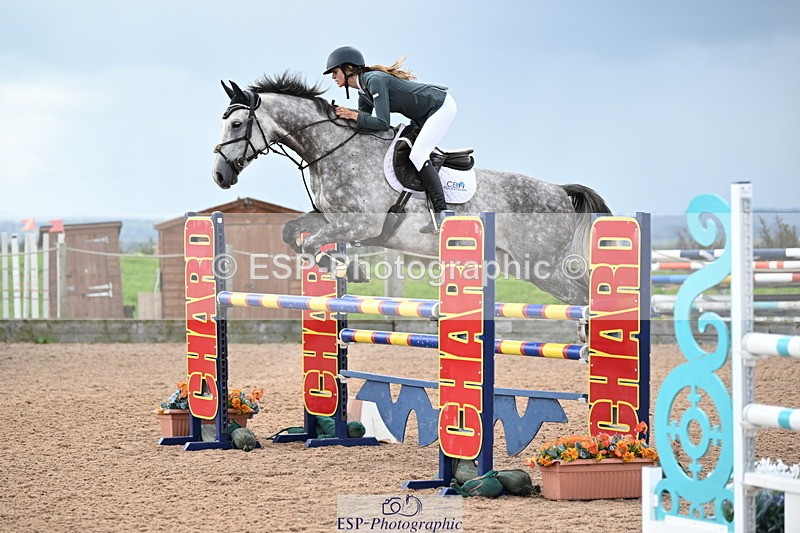 240912A-121950-01437 - Cls 3 Snr Foxhunter